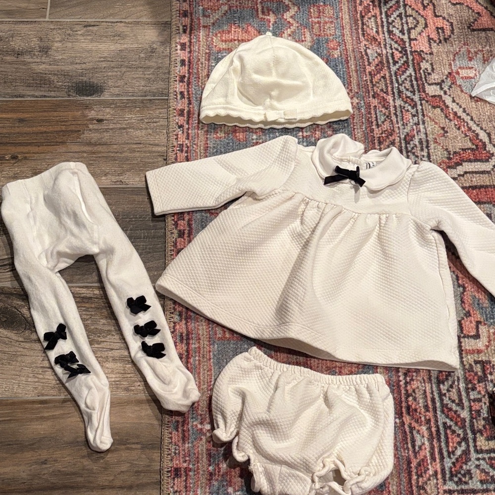 Janie & Jack baby quilted bow matching set w/ tights, headband &beret 6-12 month